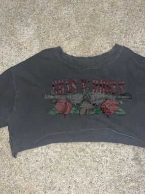 Guns N' Roses Black Cropped Graphic Tee